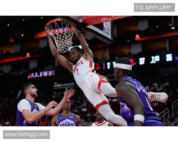 火箭主场击败爵士,成功晋级季后赛